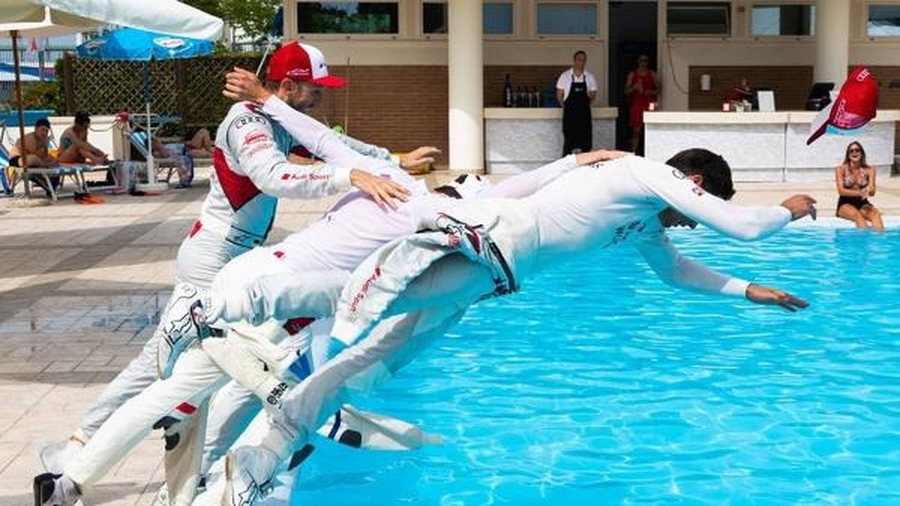 Rast opfert Handy bei Pool-Party