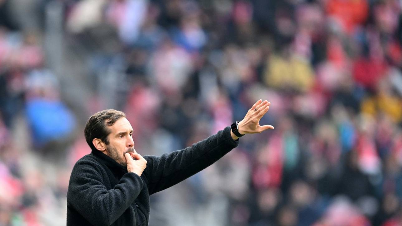 Freiburg verlängert vorzeitig mit Trainer Schuster