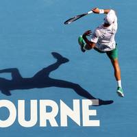 Die Australian Open der Tennis-Profis in Melbourne werden ab dem kommenden Jahr an 15 statt bisher nur an 14 Tagen ausgetragen.