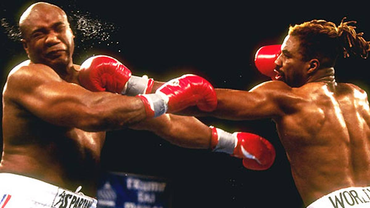 Foreman bezeichnet sich aber weiter als legitimer Champ, den sogenannten "linearen Weltmeister". 1997 unterliegt er, inwischen 48-jährig, nach umstrittenem Urteil Shannon Briggs. Mit einer Kampfbilanz von 81 Kämpfen, 76 Siegen, 68 K.o's und 5 Niederlagen steigt "Big George" endgültig aus dem Ring