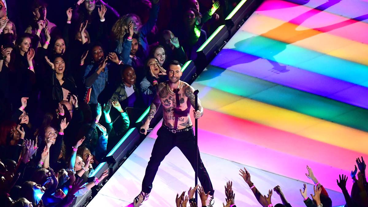 Den Fans bietet sich auf jeden Fall ein farbenfrohes Spektakel