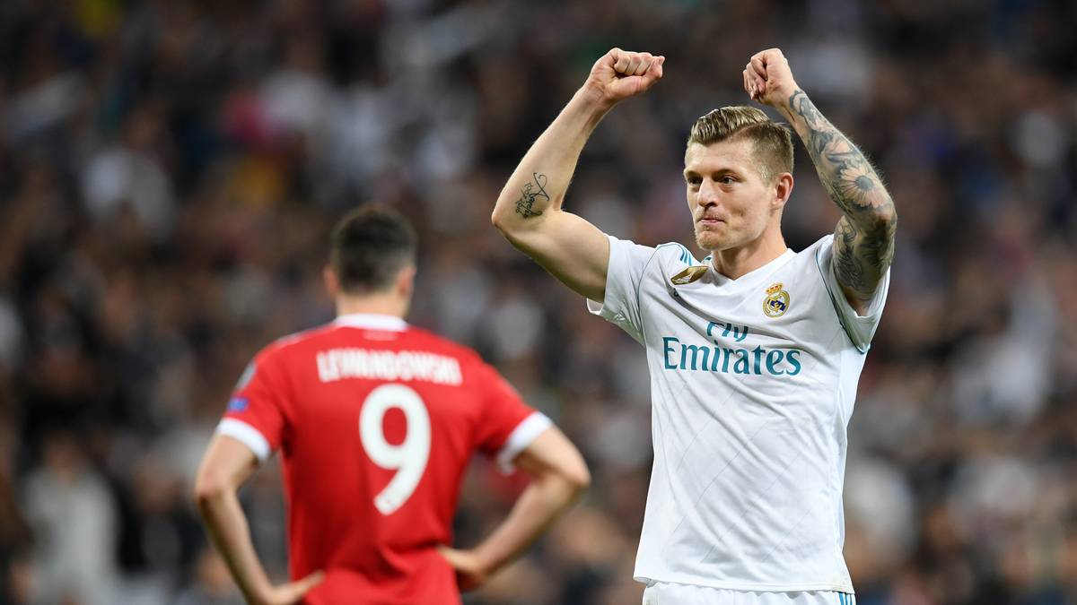 2018: TONI KROOS: Ein Jahr später klettert Kroos einen Platz nach oben. Er ist bei Real Madrid längst zum Weltstar geworden. Als Belohnung gab es für den viermaligen Champions-League-Sieger die Auszeichnung 2018