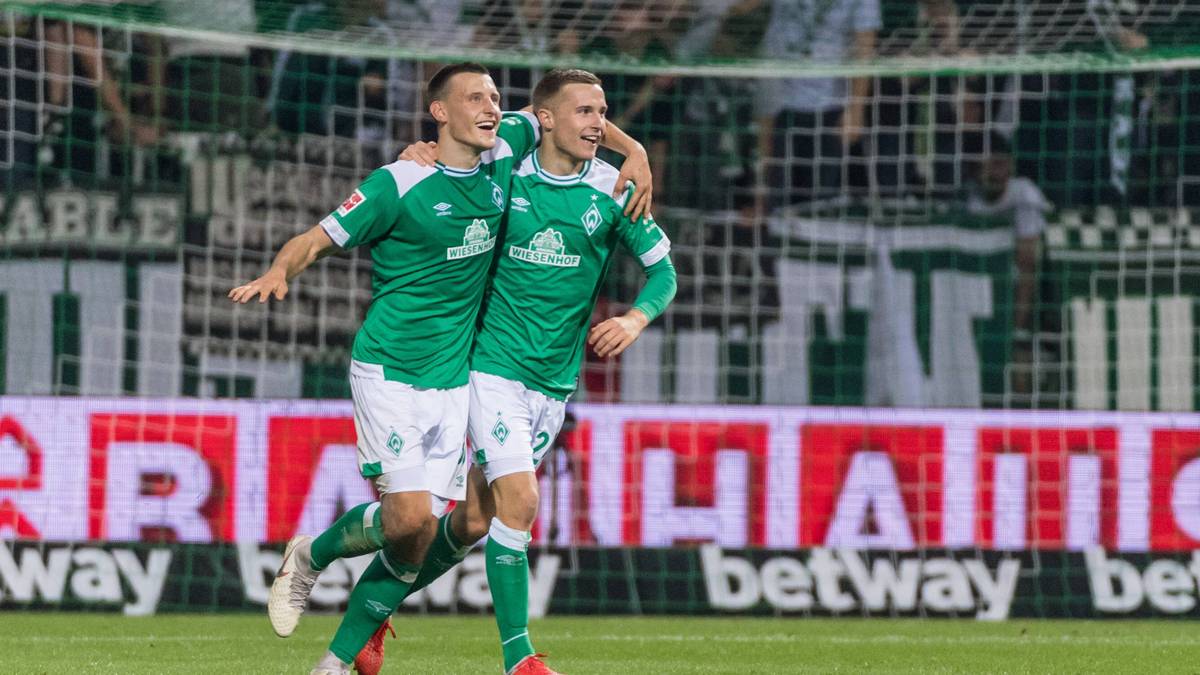 MAXIMILIAN und JOHANNES EGGESTEIN: Das Duo spielt aktuell gemeinsam bei Werder Bremen. Die Eggesteins sind die ersten Brüder seit den Boatengs, die gleichzeitig für Deutschlands U21 gespielt haben. "Maxi" (l.) traf für die Bremer bislang insgesamt zehn Mal, wohingegen "Jojo" (r.) auf fünf Treffer kommt