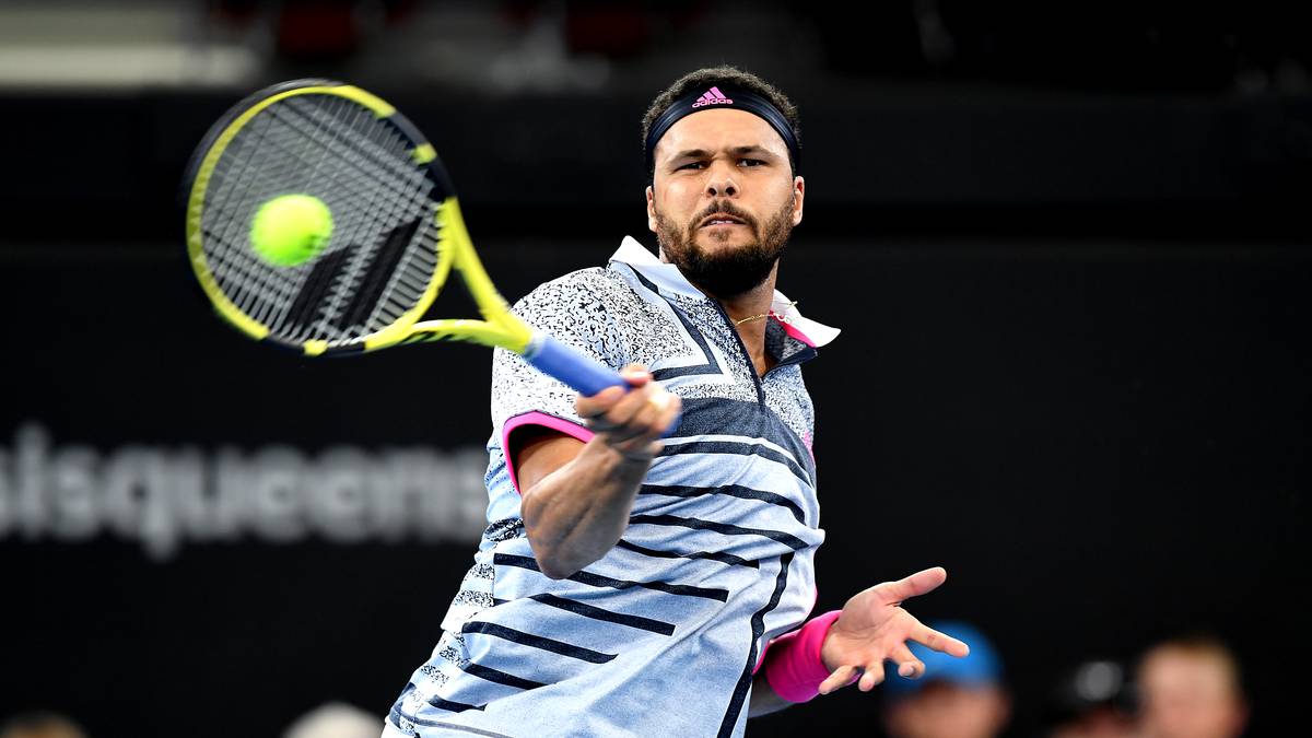 JO-WILFRIED TSONGA (PLATZ 99): Nach seiner Niederlage im Finale der Australian Open 2008 gegen Novak Djokovic gelang dem Franzosen zwar noch mehrfach der Einzug in ein Grand-Slam-Halbfinale, ein Triumph blieb ihm aber bisher verwehrt. Seine beste Platzierung in der Weltrangliste war Platz 5 im Jahr 2012 