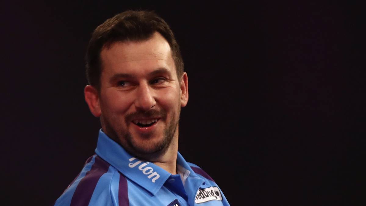 JONNY CLAYTON - The Ferret