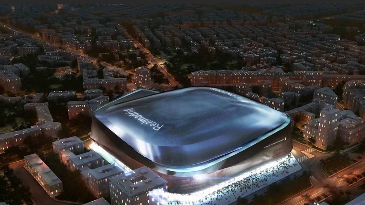 Der Fußballtempel wird dann bei Dunkelheit mit einer spektakulären Beleuchtung herausstechen. Für 575 Millionen Euro lassen die Königlichen ihre Kultstätte dreieinhalb Jahre lang umbauen