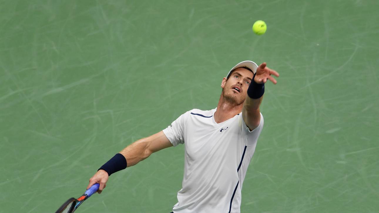 Murray unter Regen in Runde drei