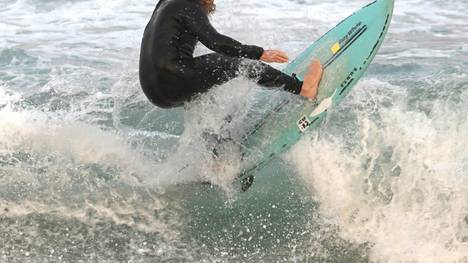 Mehr als 30 Stunden Surfen am Stück: Blake Johnston