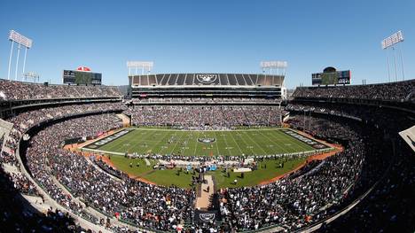 Die Oakland Raiders tragen ihre Heimspiele vorerst weiter im Oakland Coliseum aus