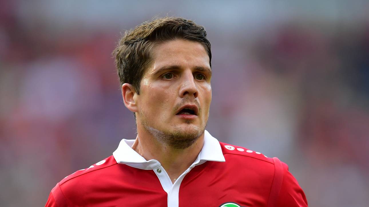 Schwegler kehrt gegen HSV zurück