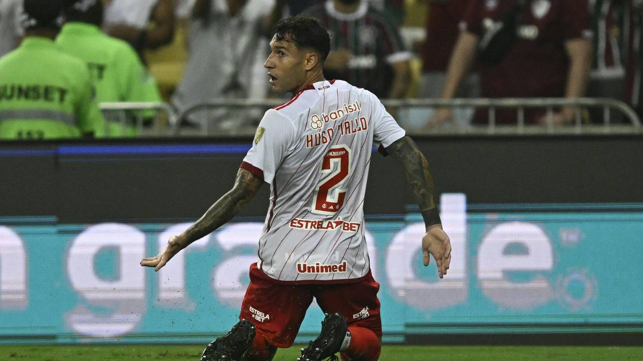 Frau im Maskottchenkostüm begrapscht?