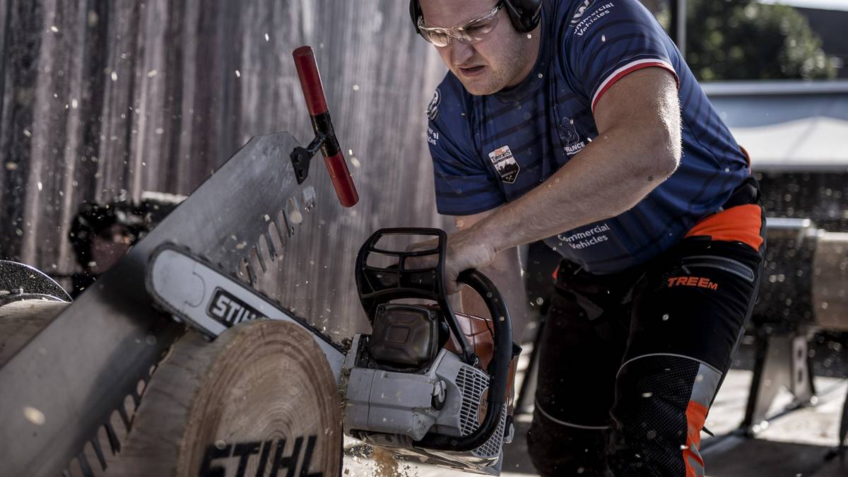Er möchte sich mit den weltbesten Athleten messen und sich auf seine stärksten Disziplinen verlassen, den Underhand Chop und den Standing Block Chop. "Ich freue mich immer darauf, mich gegen andere Athleten zu testen. Jeder, der in Marseille antritt, wird körperlich und geistig in Topform sein. Natürlich gibt es mir einen extra Schub an Motivation vor heimischem Publikum aufzutreten."