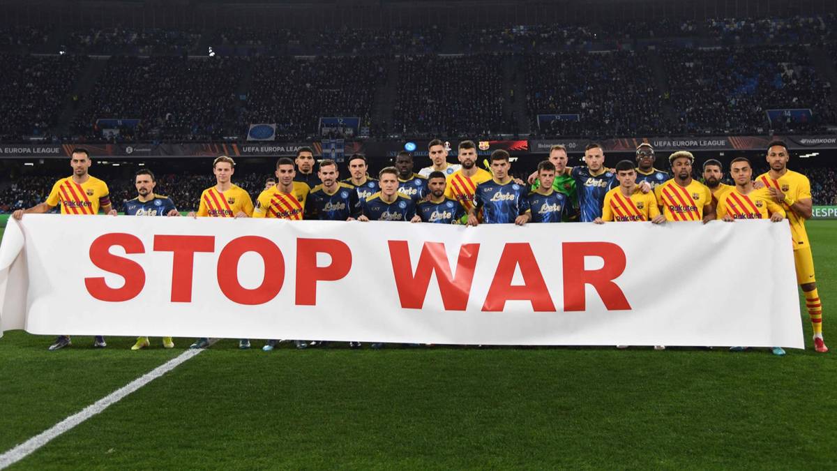 UEFA zeigt Anti-Kriegs-Banner nicht