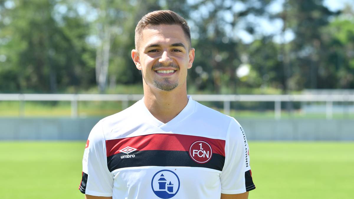 Vergleichsweise viel Geld wurde für Nikola Dovedan in die Hand genommen, der für 2,5 Millionen Euro Ablöse vom FC Heidenheim kam. Auch den Transfer von Iuri Medeiros hat sich der Club einiges kosten lassen: 2 Millionen Euro