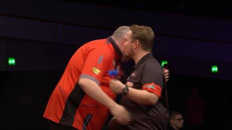 Martin Schindler muss am ersten Tag der European Darts Championship die Segel streichen. Stephen Bunting gewinnt klar.