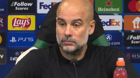 Nach dem 1:4 bei Sporting gibt Manchester Citys Bernardo Silva zu, dass sich der englische Meister in einer schwierigen Lage befinde. Trainer Pep Guardiola reagiert auf die Aussagen seines Schützlings.