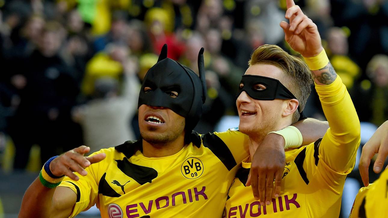 BVB feiert Batman und Robin