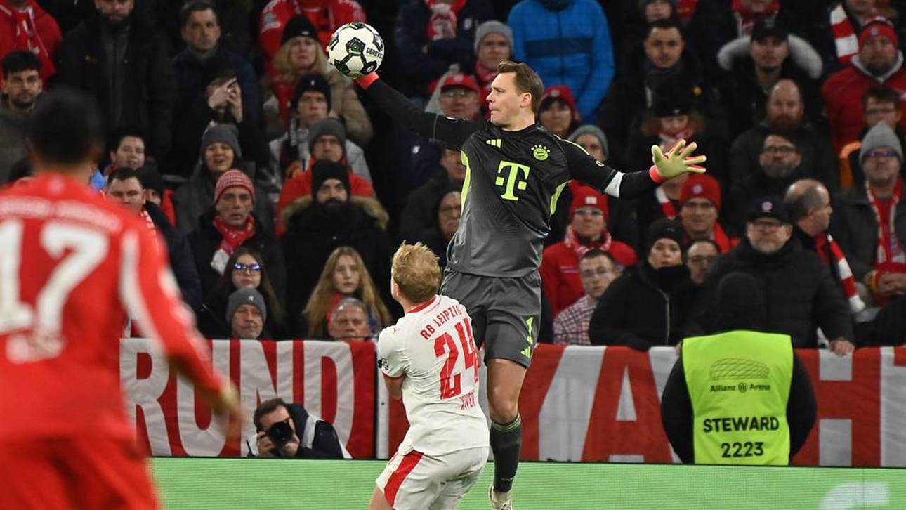 Neuer mit Aktion für die Galerie