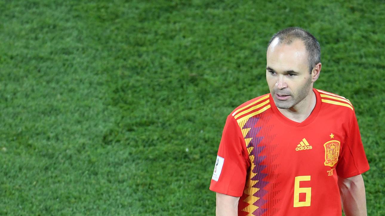 Spanien ohne Iniesta gegen Russland