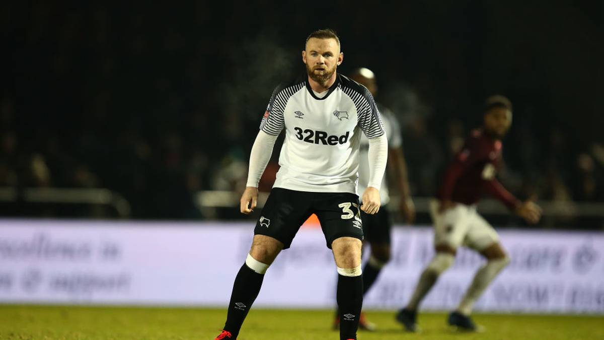 Rooney feiert Torpremiere für Derby County