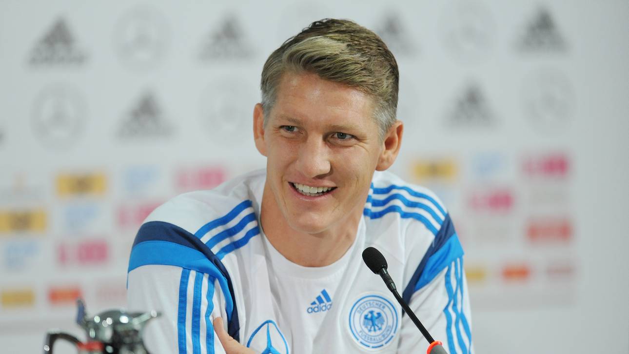 Schweinsteiger lobt van Gaal