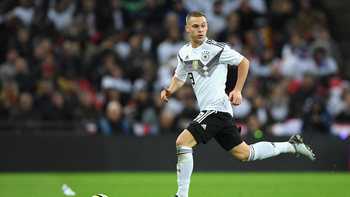 JOSHUA KIMMICH: Rechter Part vor der Dreierkette. Weniger Offensivaktionen, als zuletzt. Gegner England kam auf seiner Seite zu ungewohnt vielen Vorstößen. SPORT1-Note: 3,5