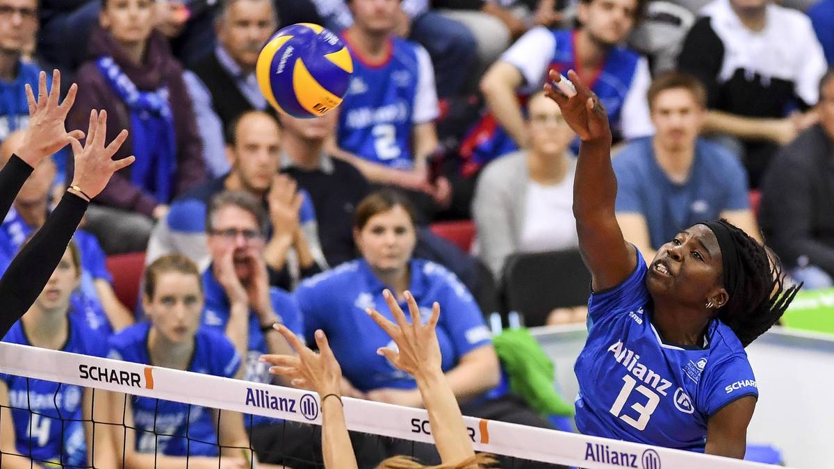 KRYSTAL RIVERS (MTV Allianz Stuttgart): Krystal Rivers war DIE Entdeckung der letzten Saison. Als MVP führte die US-Amerikanerin ihr Team zur Deutschen Meisterschaft. In der kommenden Saison übernimmt sie als Kapitänin noch mehr Verantwortung