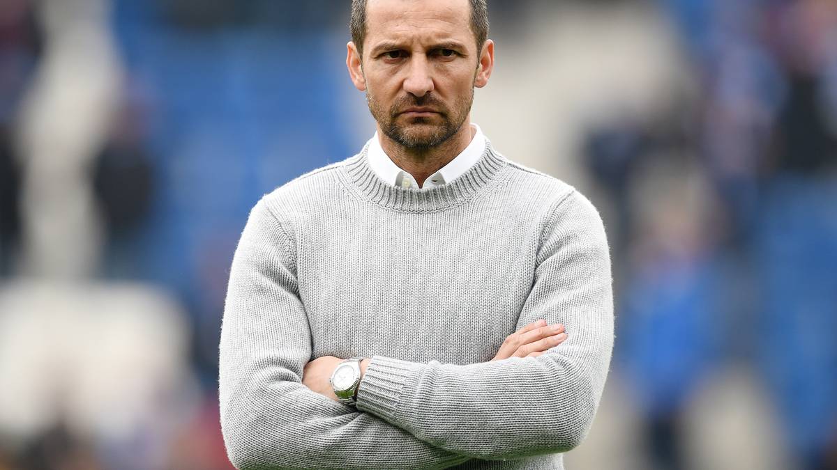 Nicht einfach hat es im Moment HSV-Trainer Joe Zinnbauer. In Hamburg müssen Punkte her, sonst droht den Hamburgern ein Sturz auf den Abstiegsplatz