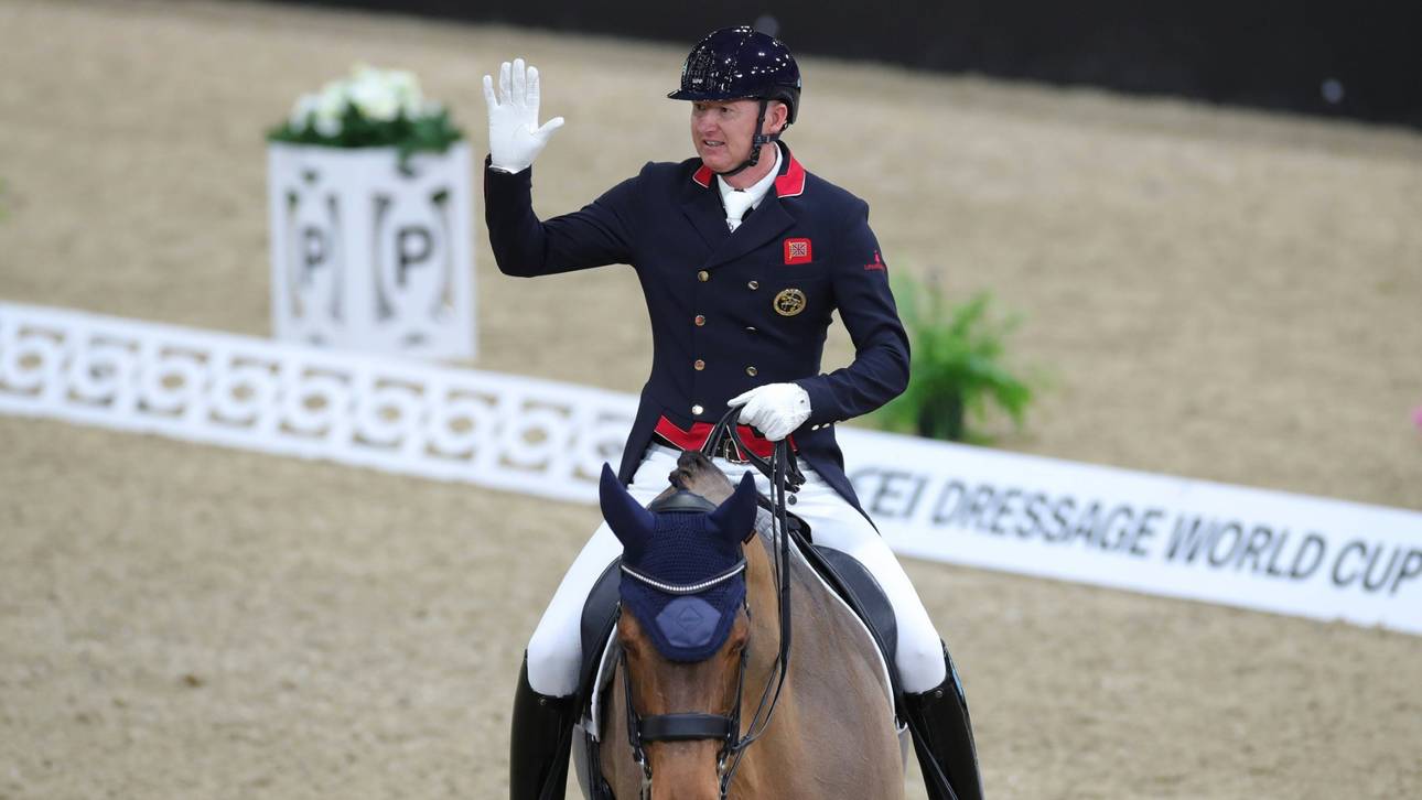 Emotionaler Moment bei Dressur-EM