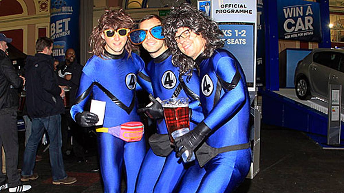 Tag 8: Die nächsten Zweitrunden-Matches stehen an, und die Fans können es gar nicht erwarten, in den "Ally Pally" zu kommen (Copyright: Facebook.com/Professional Darts Corporation)