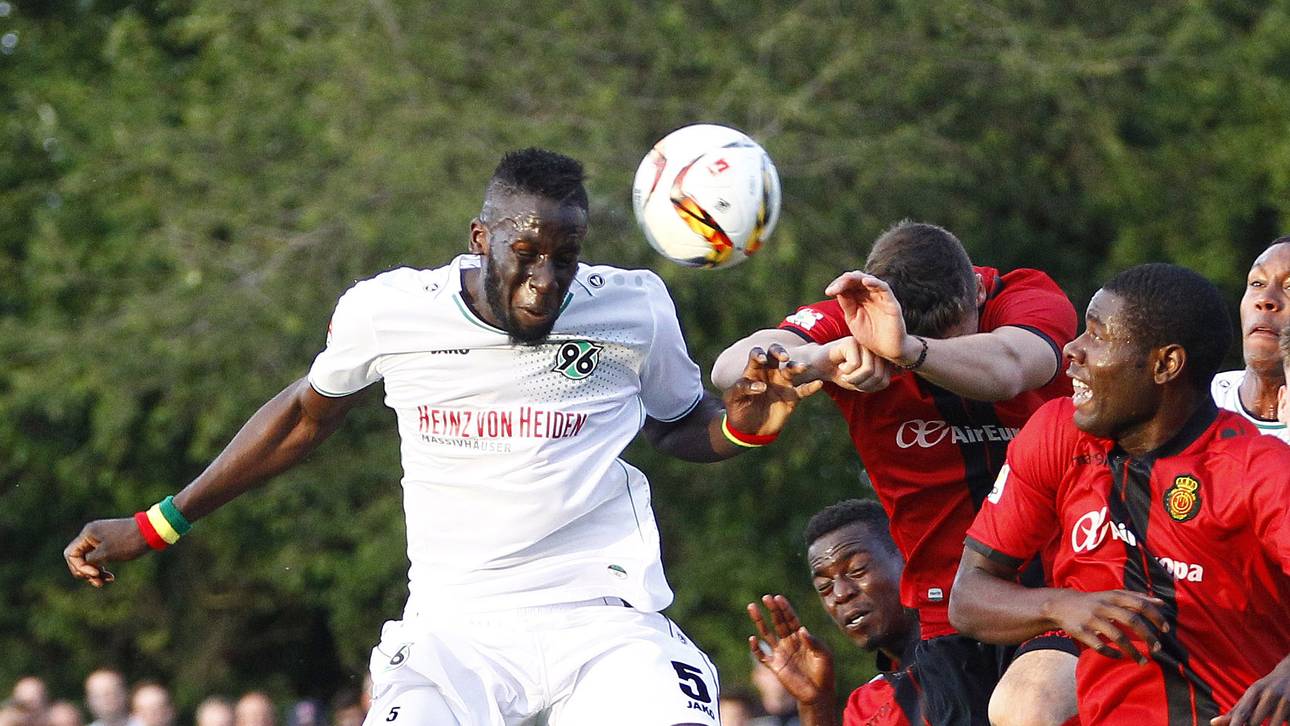 Hannovers Sane wohl fit für Bayer