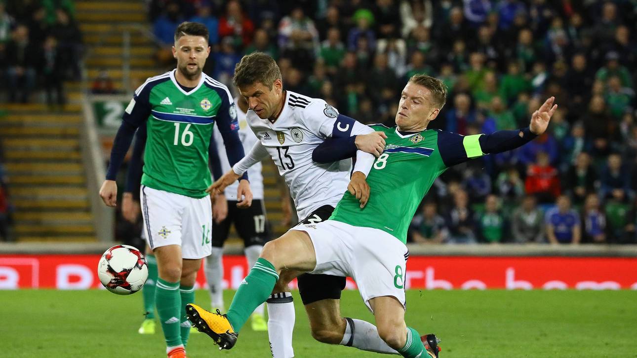 Müller scherzt über Kapitänsbinde