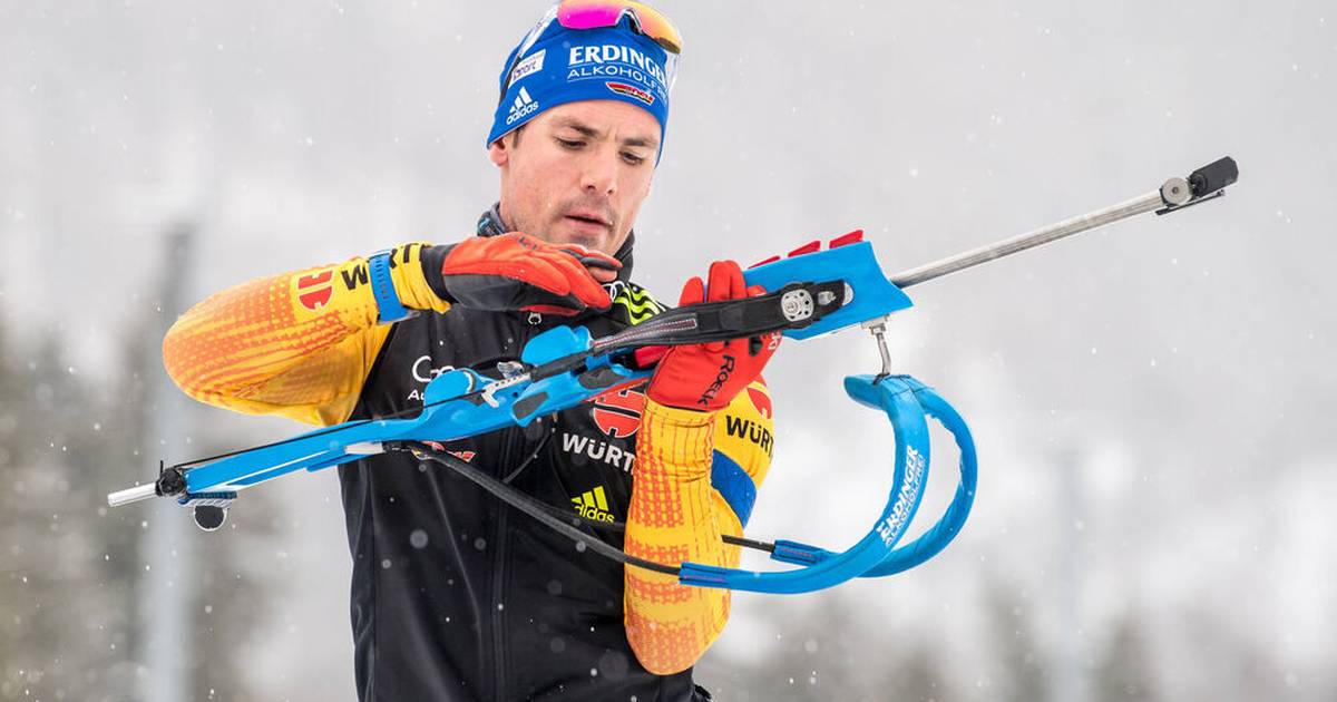 российские биатлонисты. биатлон фото. симон шемпп. сергей белозеров росгвардия. евгений александрович гараничев российский биатлонист.