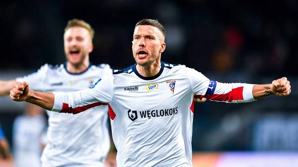 Podolski erzielt Traumtor in Polen