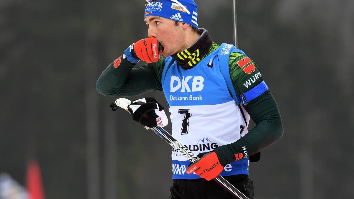 Sorgenkind des ausgeglichen besetzten Männer-Teams ist Simon Schempp. Der viermalige Weltmeister kämpft mit Rückenproblemen, hofft aber bis zu Beginn der Wettbewerbe wieder in Form zu kommen