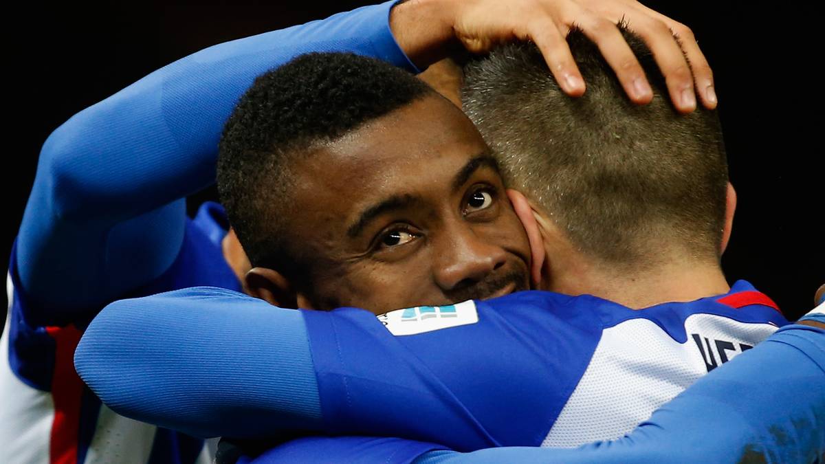 Auch nach der Pause ist die Hertha das bestimmende Team - und belohnt sich zum zweiten Mal. In der 54. Minute schlägt der Torschütze vom Dienst zu: Solomon Kalou erzielt seinen neunten Saisontreffer