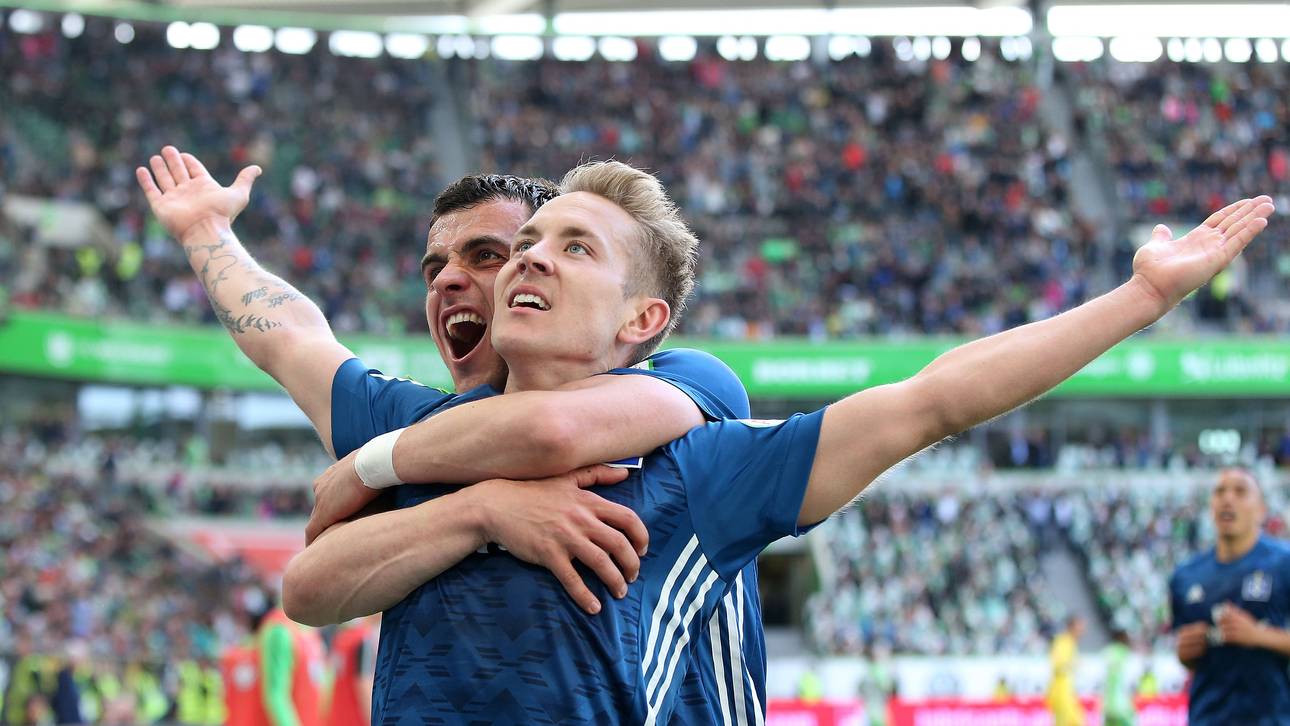 Aufstellungen: HSV mit Kostic