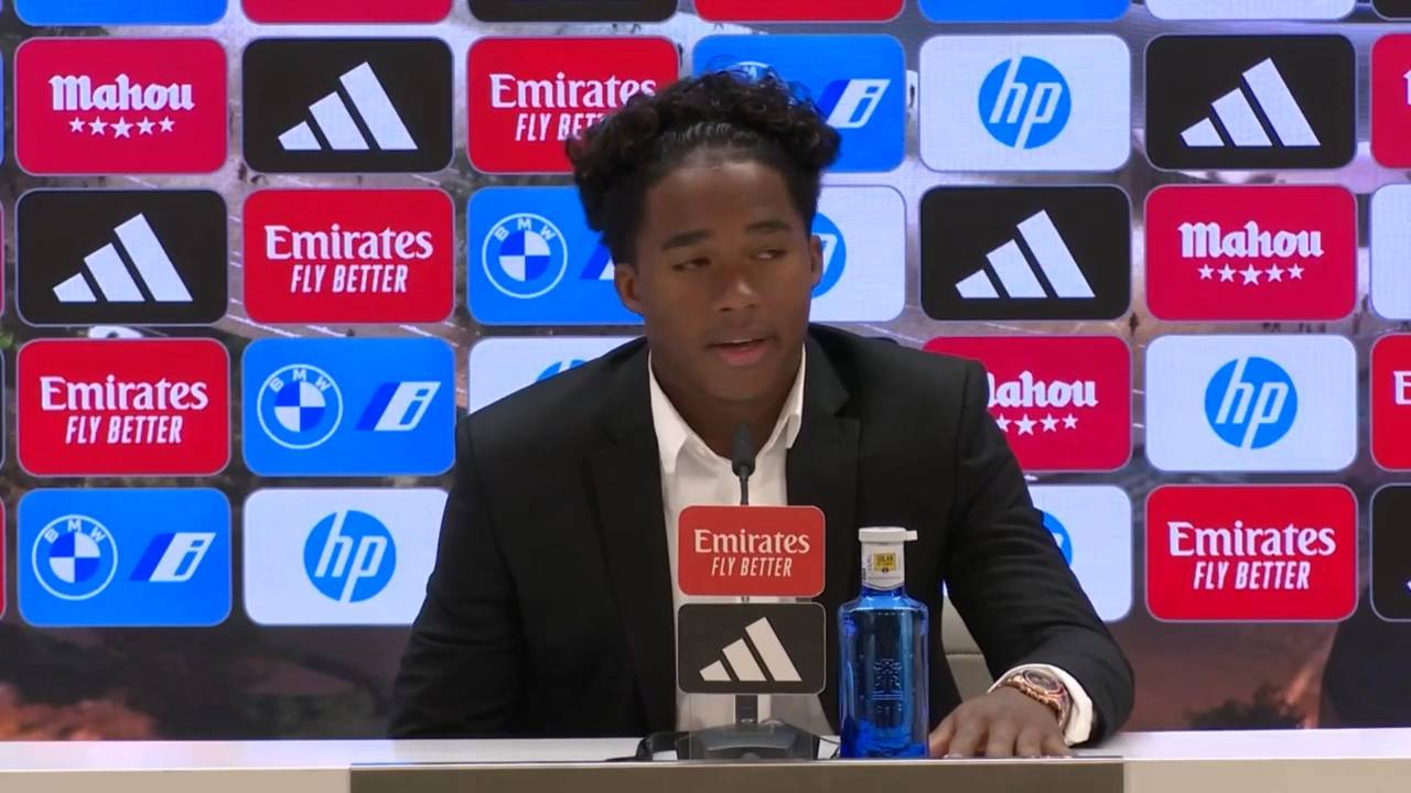 Kurios: Real-Star mit Blitzhochzeit