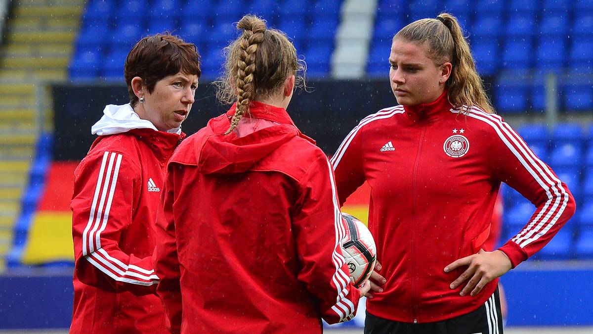 Die deutsche U19-Frauen-Nationalmannschaft kämpft bei der Europameisterschaft 2019 in Schottland um den Finaleinzug und kann weiterhin vom Titel träumen