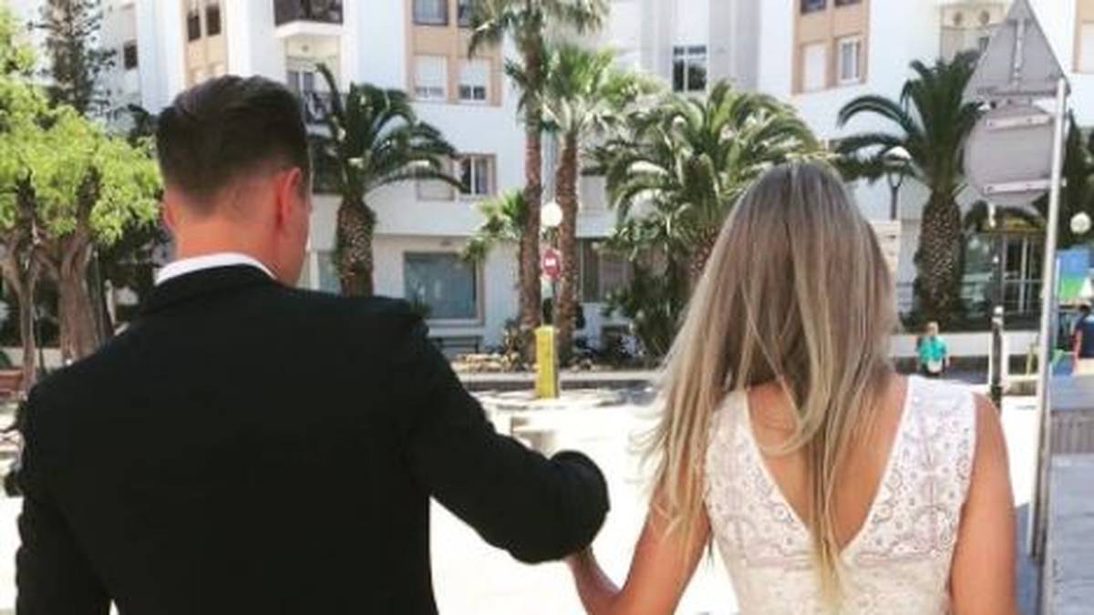 Nationalmannschaftskollege Marc-Andre ter Stegen schwebt auch auf Wolke sieben. Am Montag nach einem furiosen 4:1-Sieg über Las Palmas heiratet er seine Freundin Daniela Jehle standesamtlich