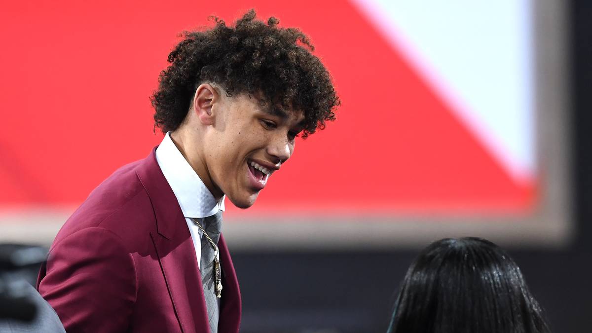 8 - JAXSON HAYES (C/New Orleans Pelicans/Texas): Beweglich und athletisch mit großem Wingspan, dadurch ein hervorragender Shotblocker. Einer der effizientesten Scorer in der vergangenen College-Saison. Muss aber Muskeln draufbacken und an seinen Reboundfähigkeiten arbeiten. NBA-Vergleich: Nerlens Noel