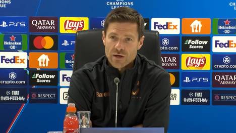 Vor dem Champions-League-Auftakt gegen Feyenoord spricht Leverkusen-Trainer Xabi Alonso über die letzte Saison - und seine nachträgliche Betrachtung des Erreichten.