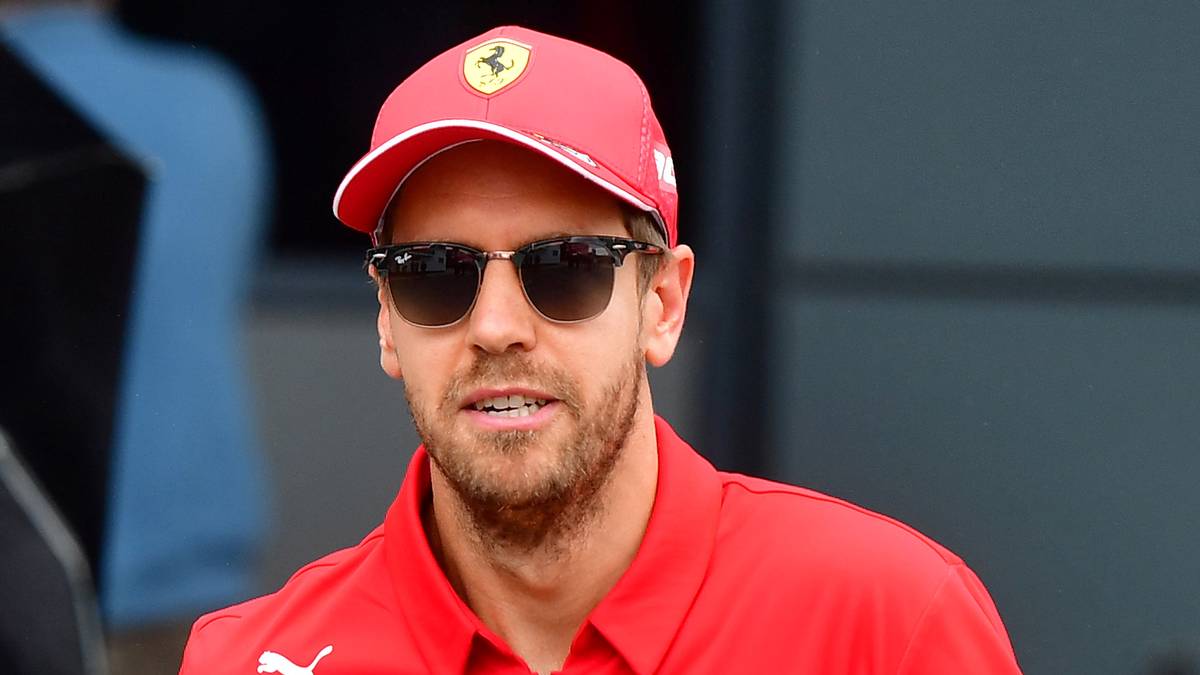 La Repubblica: "Vettel, traurig und zerstreut. Seit viel zu langer Zeit ist er nicht mehr der Fahrer, der viermal Weltmeister war. Das spektakulärste Rennen der Saison bestätigt die klare Überlegenheit von Mercedes. Der kleine Prinz Leclerc ist der Pilot des Tages. Sein Duell mit Verstappen war einer der spannendsten Momente des Rennens."