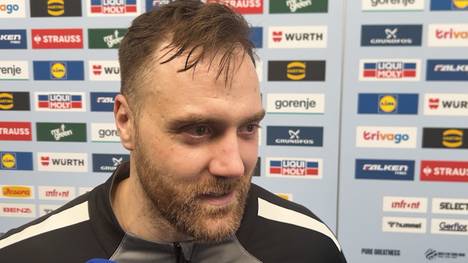 DHB-Torhüter Andreas Wolff hatte mit Aussagen zum österreichischen Handball-Stil für Aufsehen gesorgt. Nach dem Auftakt-Sieg bezieht er nun erneut Stellung und offenbart Nachrichten, die er über Instagram erhielt. 