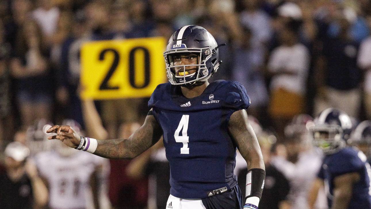 Quarterback wegen Vogelkot verhaftet