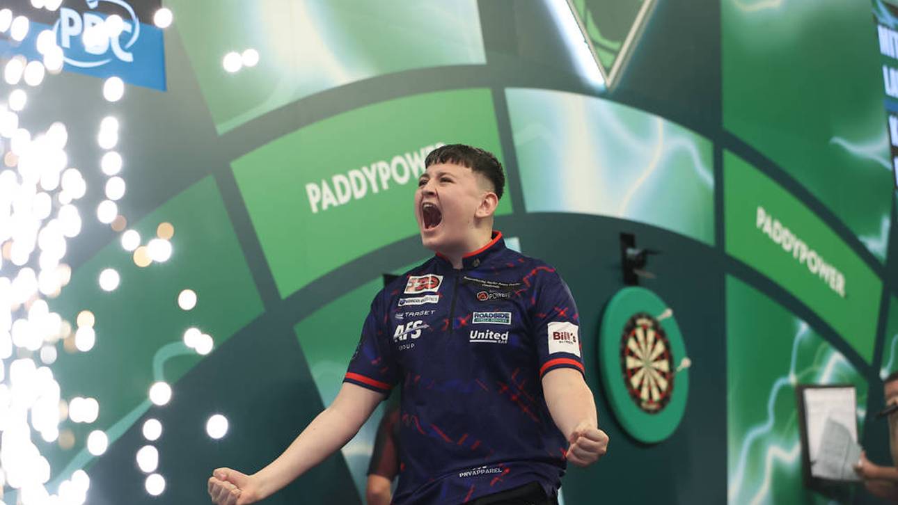 Darts-Wunderkind schreibt Geschichte