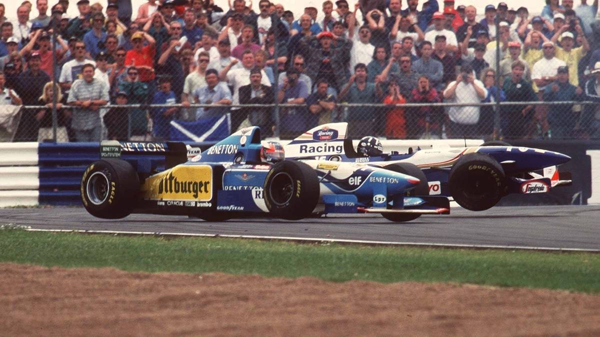 Nicht immer sind die Duelle zwischen Michael Schumacher und Damon Hill harmonisch verlaufen