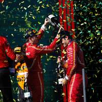 Verstappen scheidet aus - Doppelsieg für Ferrari
