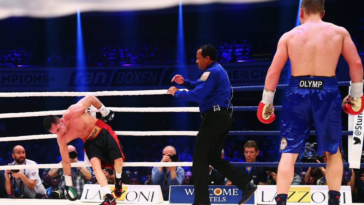 FELIX STURM: Der letzte große Name, der in Frankfurt sein Glück versuchte, war Felix Sturm. 2015 kämpfte er gegen den Russen Fjodor Tschudinow um den vakanten WBA-Weltmeistertitel im Supermittelgewicht, verlor aber
