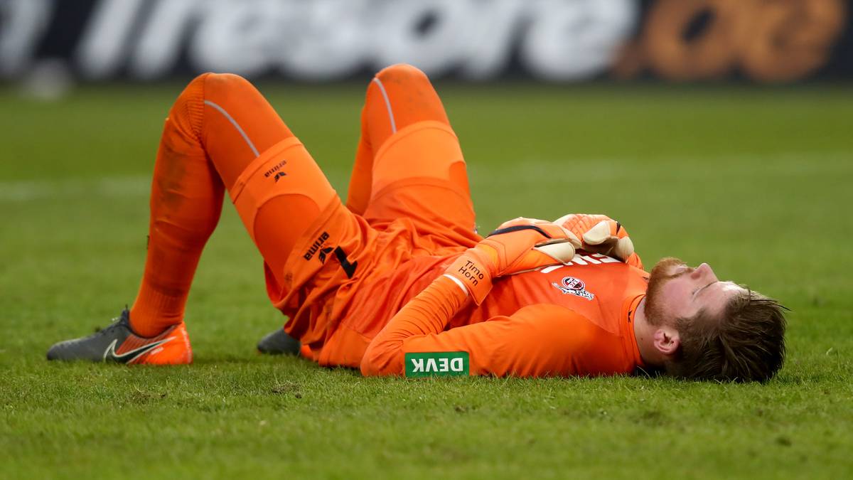 Zwar kommen die Kölner noch einmal durch Milos Jojic heran, doch am Ende steht eine weitere bittere Pleite und völlige Leere bei den FC-Profis